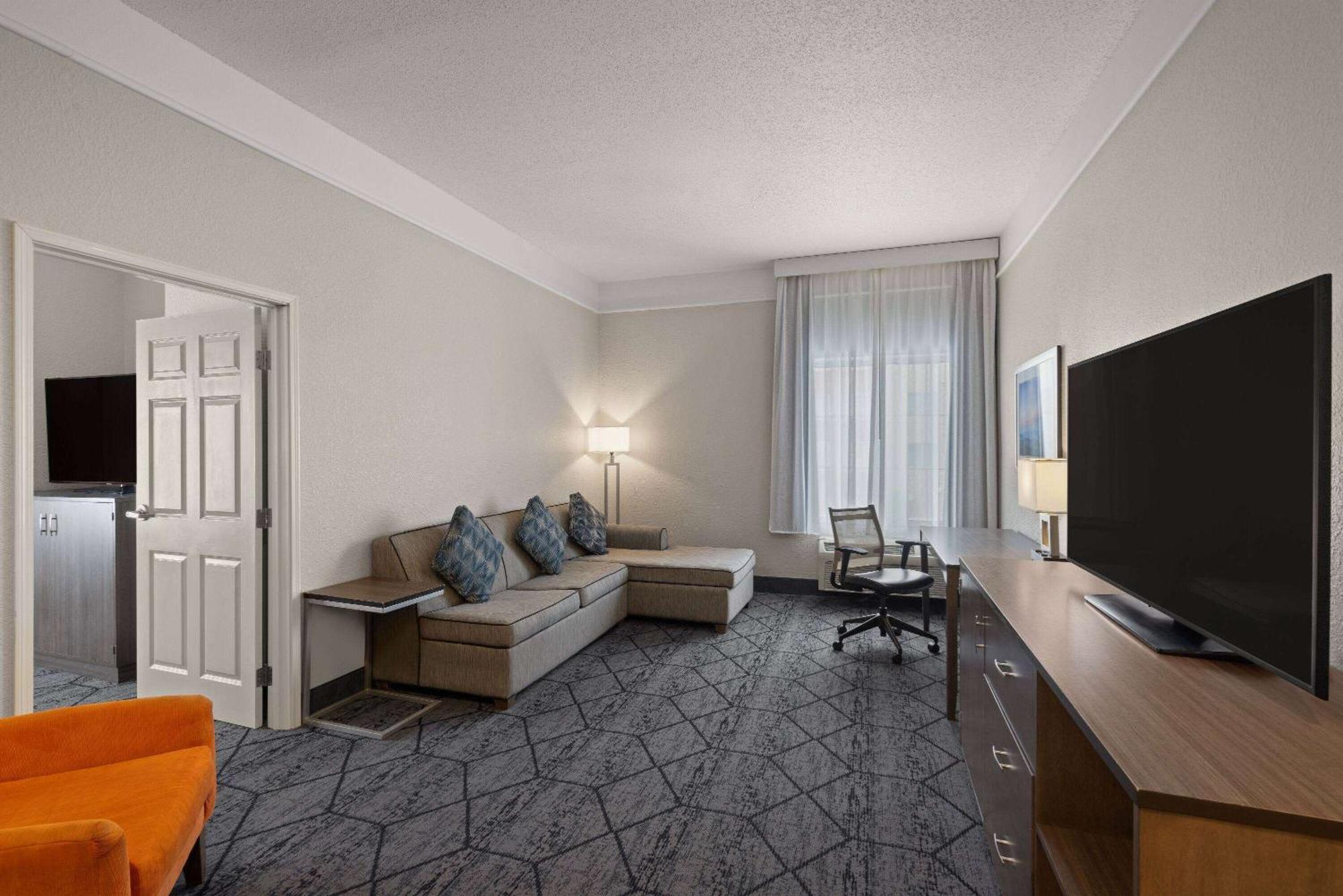 רפיד סיטי La Quinta Inn And Suites By Wyndham At Watiki Waterpark מראה חיצוני תמונה